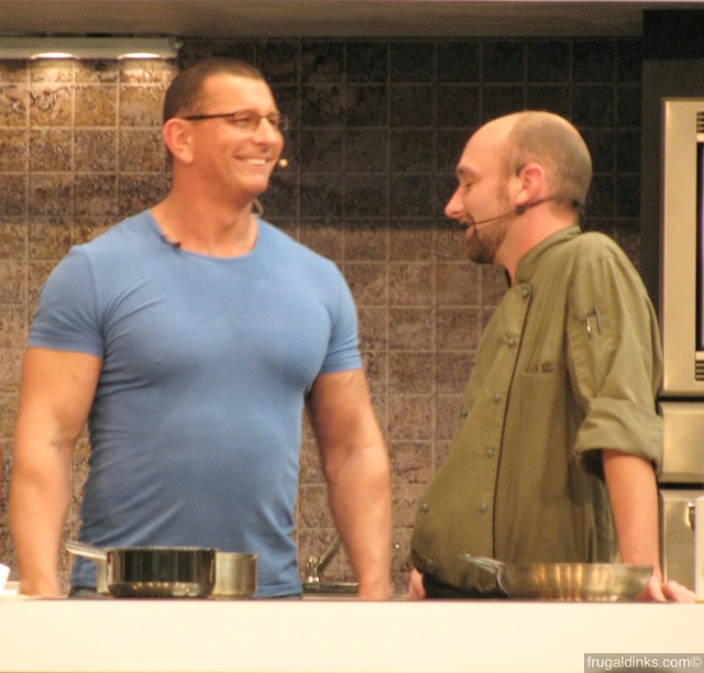 culinary-demonstration-robert-irvine-oct-22-2010-5