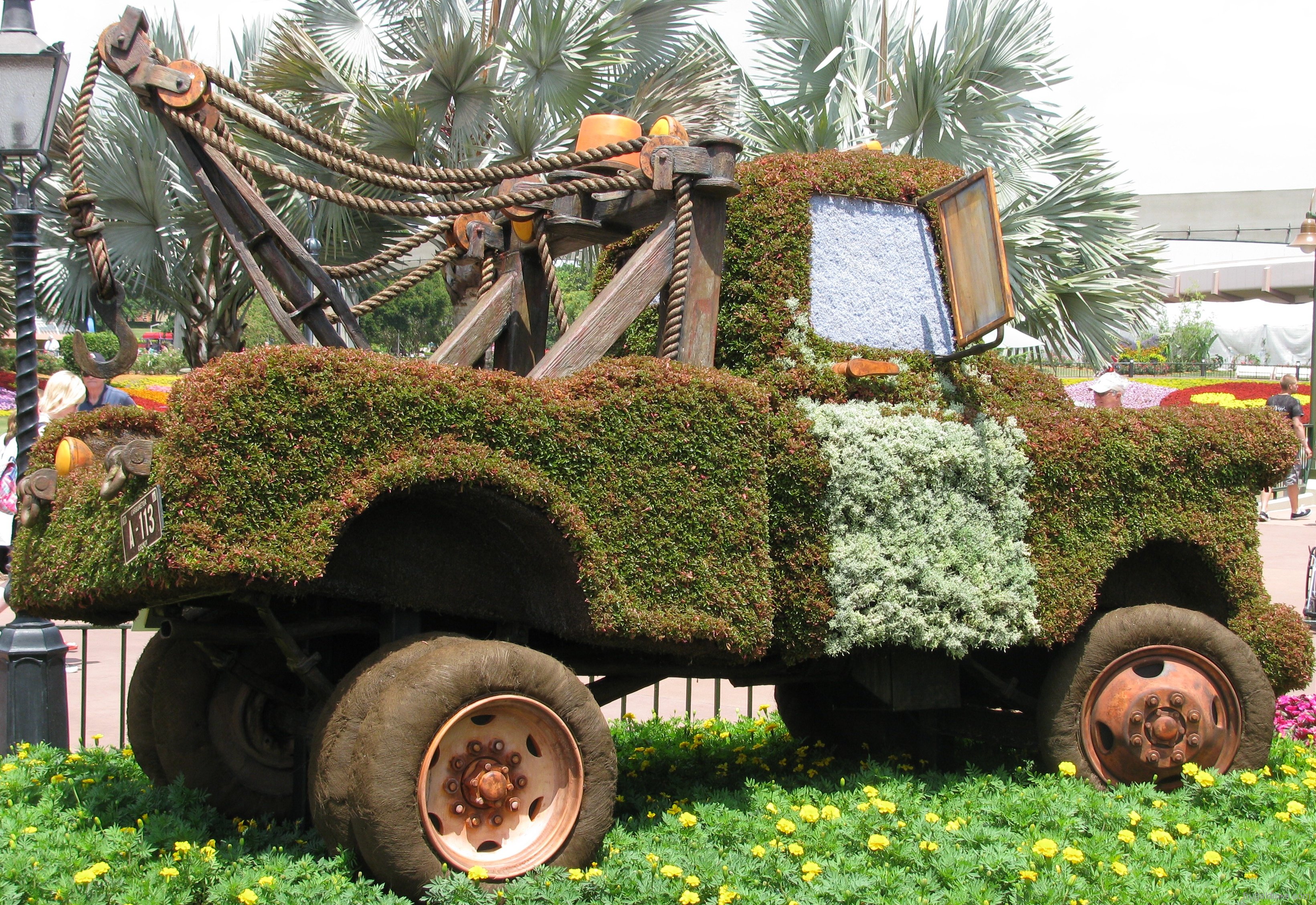 2011-epcot-flower-garden-festival-31