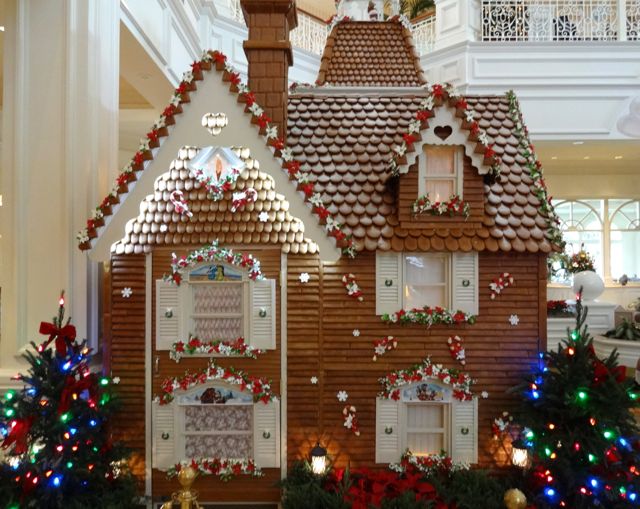 Grand Floridian Resort 2012 Gingerbread House - 5