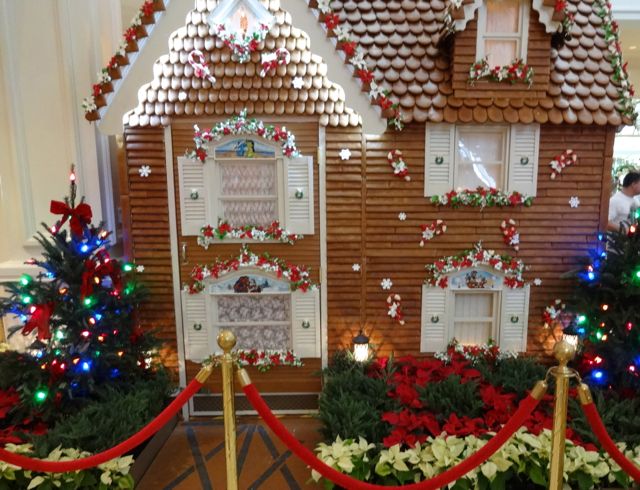 Grand Floridian Resort 2012 Gingerbread House - 6