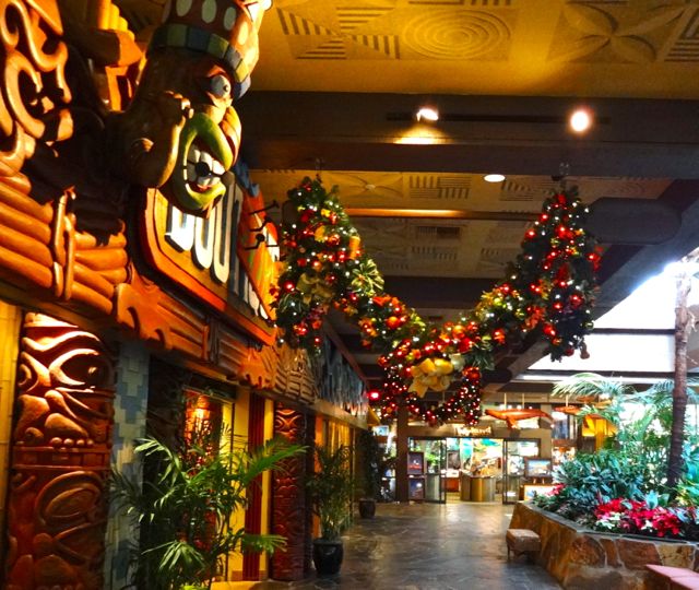 Polynesian Resort Holiday Decorations 2012 - 4