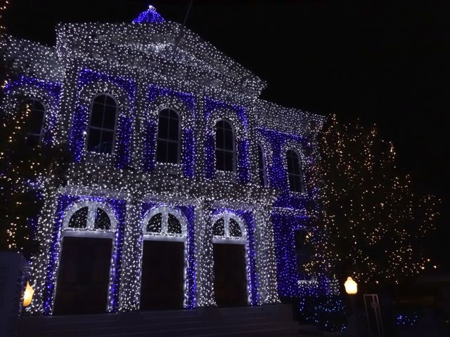 The Osborne Family Spectacle of Dancing Lights 2012 - 12