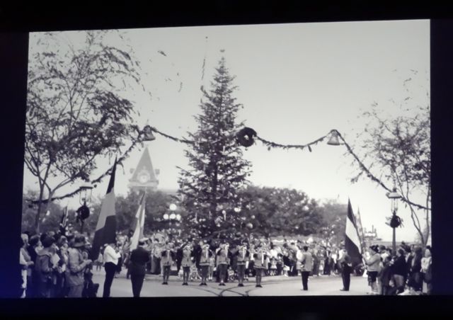 The Christmas Tree in 1956, a live tree, nothing like the extravagant concoctions of these days