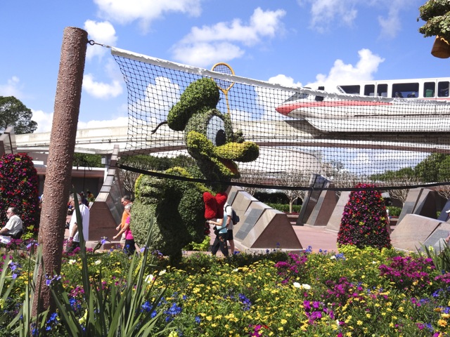 2013 Epcot Flower and Garden Festival Topiary in Future World - 05
