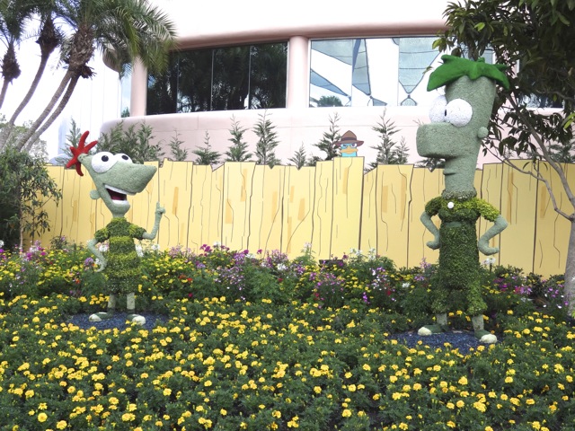 2013 Epcot Flower and Garden Festival Topiary in Future World - 06