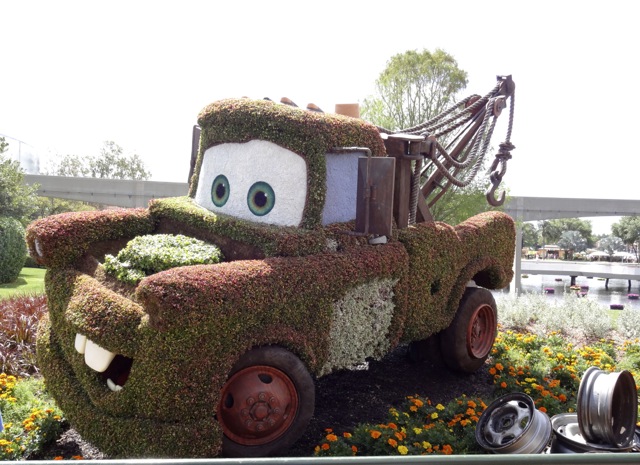 2013 Epcot Flower and Garden Festival Topiary in Future World - 20