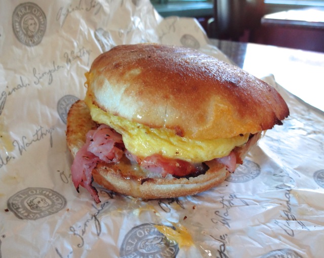 Ham Cheddar Egg Breakfast Sandwich - Earl of Sandwich