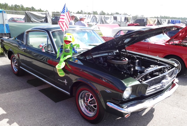 Mustangs at the MickYard 2013 - 08